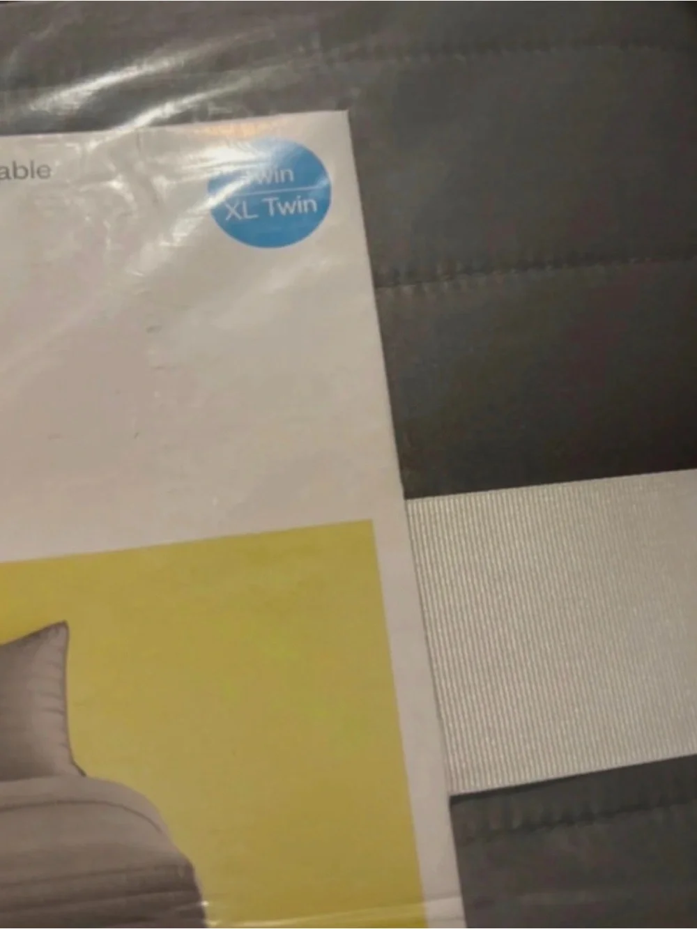 Room Essentials Gray Twin XL Quilt